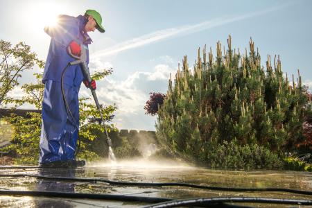 How Pressure Washing Services Can Benefit Your Property and Quality of Life